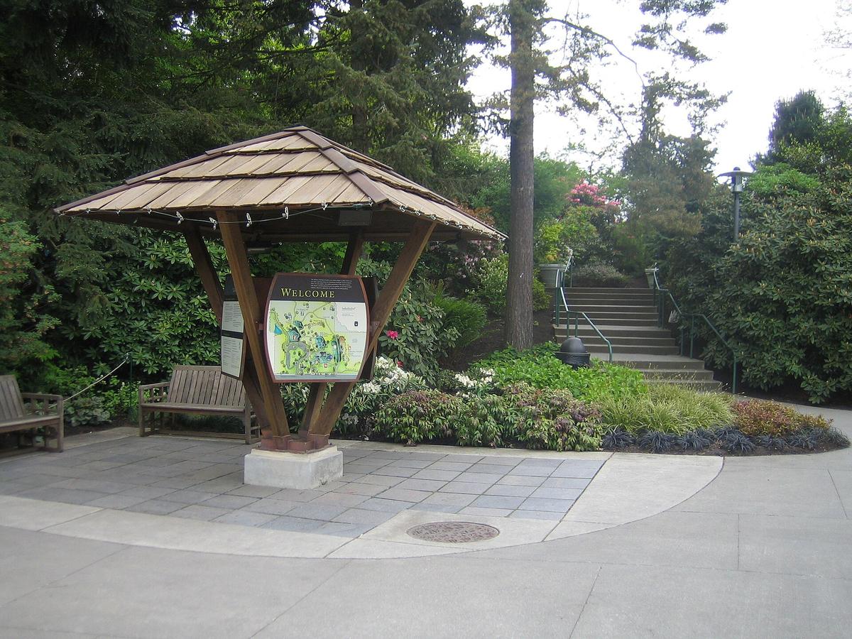 Bellevue Botanical Garden, Bellevue, Washington. Photograph from Wikimedia Commons.