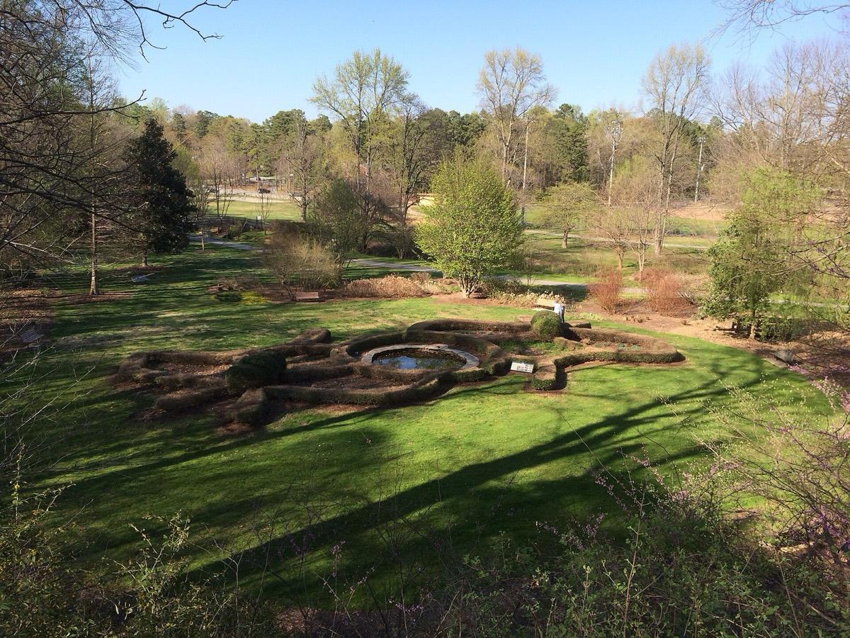 Greensboro Arboretum, Greensboro, North Carolina. Photograph from Wikimedia Commons.