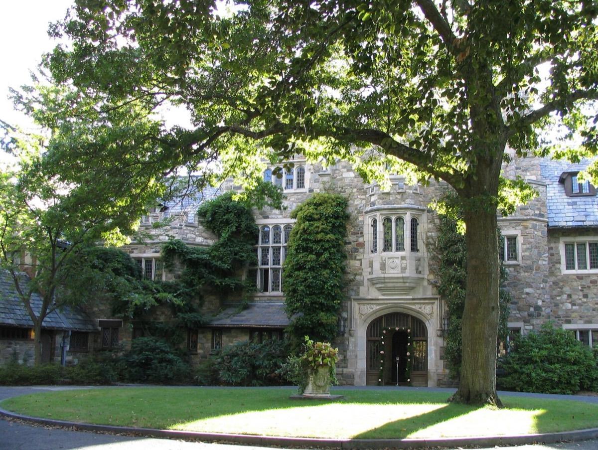 New Jersey State Botanical Garden at Skylands, Ringwood, New Jersey. Photograph from Wikimedia Commons.