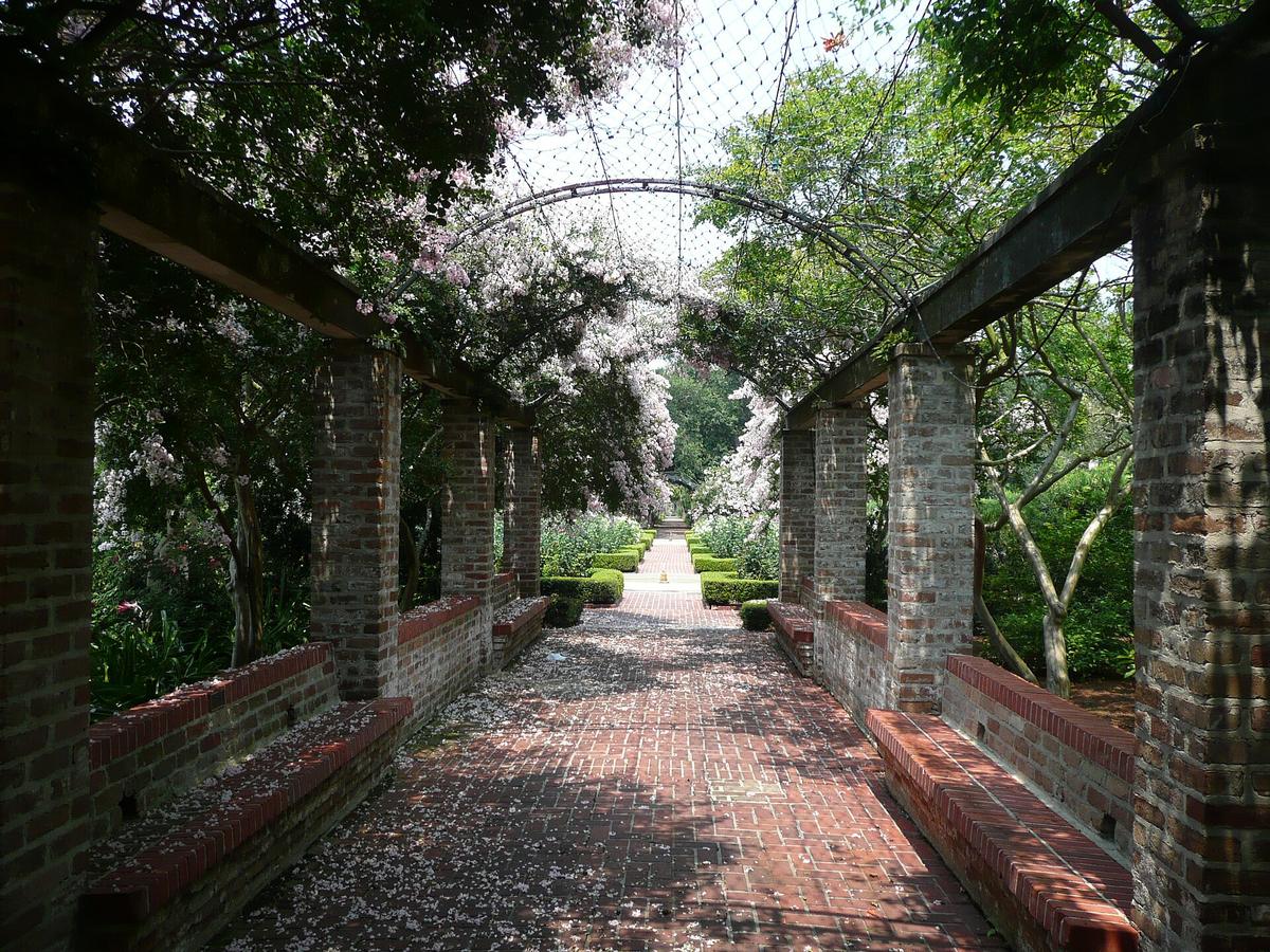New Orleans Botanical Garden, New Orleans, Louisiana. Photograph from Wikimedia Commons.