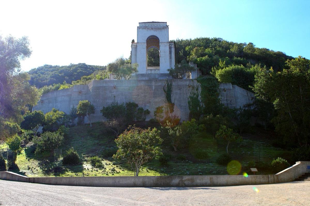 Wrigley Memorial & Botanic Garden, Avalon, California. Photograph from Wikimedia Commons.